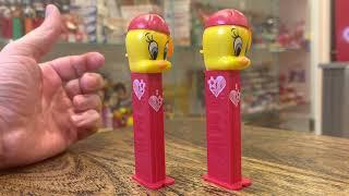 PEZ Tweety Error?  Or Variation?  What do you have?