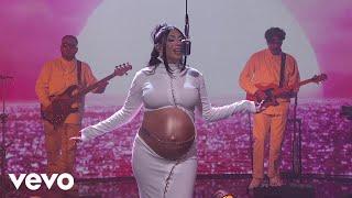 Kali Uchis - Heladito (Jimmy Kimmel Live!/2024)