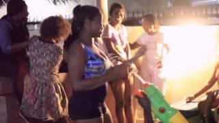 GIRL FLASHES T*TS AT THE TWIST POOL PARTY