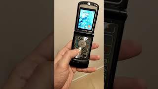 The old Moto Razr  #motorazr #motorola #howpedia