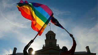 Same-Sex Iowa Couples Looking to Marry Before January