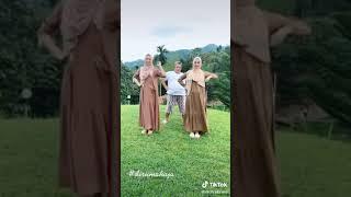 Citra Kirana - Erica Putri - Hips dont lie dance