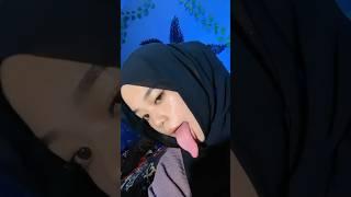 Hijab tongue trick #hijab #tiktok #viral #shortsfeed #shorts