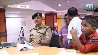 7-year-old Points Finger at IPS Officer, Says "He Beat Up People" | Mathrubhumi News