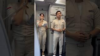 Pramugari Cantik Super Air Jet Sedang Bertugas dalam Pesawat 