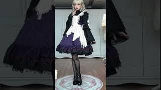 Gothic Lolita!