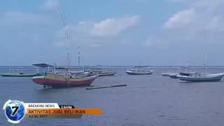 SERBU IKAN SAAT NELAYAN DATANG WARGA DESA PAJALA TJG SELOKA KEC. PULAU LAUT SELATAN KAB. KOTABARU