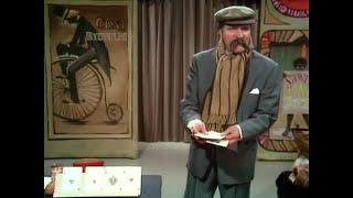 Tommy Cooper - Changing cards trick - 1970