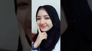 Tiktok Viral, ukhti cantik Jilbab Hitam