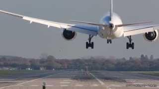 Impressive Boeing 787 Dreamliner very smooth soft landing Gatwick Airport