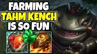 Farming TAHM KENCH ADC is actually SO STRONG & FUNNY