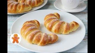 Custard-Filled Buns