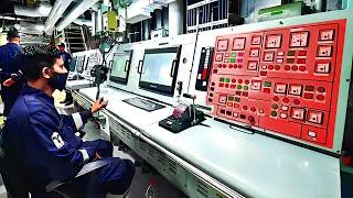 Inside the ENGINE Room of 100,000 Ton Aircraft Carrier