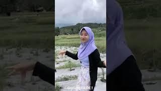 leona kanza slowmo ! viral ! gunung gede bocah goyang drible