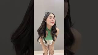  #tiktokpemersatubangsaberdamage #fypシ #bikini #apem #gadis #tiktok #tiktokhot #bajudinasmalam