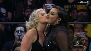 Toni Storm little making out with Deonna Purrazzo  #tonistorm #aewdynamite #deonnapurrazzo #aew