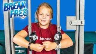 Assistant Plays the Break Free Family Escape Challenge Game