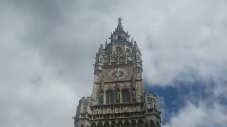 Munich's New Town Hall clock show