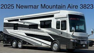 2025 Newmar Mountain Aire 3823