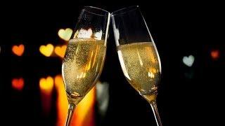 Valentine's Day dinner cruise with Champagne in Paris, France