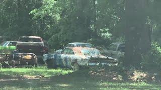 Absolutely Amazing Barn Find !!   old cars, vintage cars, antique car, junkyard cars, abandoned cars