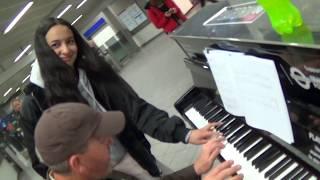 UPS Guy Teaches Classical Girl To Boogie Woogie