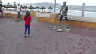 Living Statue Prank,Scary,Palma de Mallorca,Can Picafort,Crazy Guy,2012