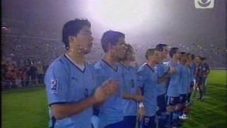Himno Nacional Uruguayo interpretado por El Zurdo Bessio
