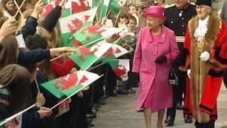 The Queen visits Caernarfon, Dinas and Llandudno