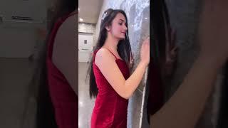 Beautiful Girl Walking Slow motion viral vedio#short #slowmotiktok #shortfeed