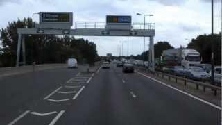 Time lapse driving in London - 4x speed - looks like 250 km/h