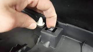 Как снять обшивку крышки багажника Митсубиси ASX