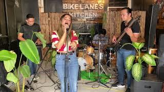 Cerise - Honey (Raveena Cover) live at Bikelane's Kitchen