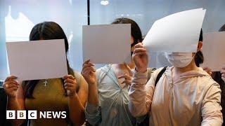 Blank paper becomes symbol of China’s protests - BBC News