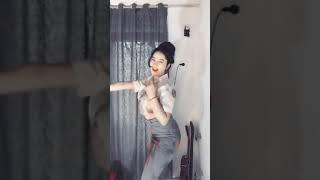 Joget Goyang SMA Hot bikin cowok ngiler | Tiktok Viral Jeanabjablay