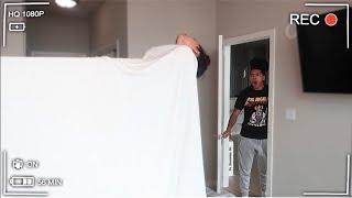 FLOATING IN BED (LEVITATION) PRANK ON GIRLFRIEND!! **SHE FREAKED OUT**