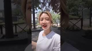 CEWEK KOREA NYANYI LAGU JAWA 