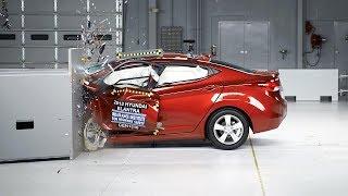 2013 Hyundai Elantra driver-side small overlap IIHS crash test
