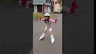 8yo self-taught rollerblade