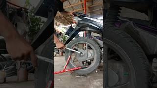 cara melepas baud as roda belakang + copot ban, motor beat #baudasroda #mekanik #beat #tutorial