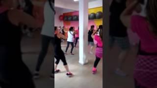 Zumba na Academia Monster. Com Zin Charles prof