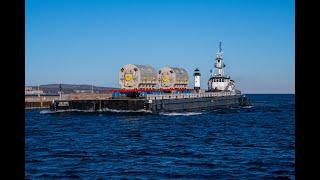 First Arrival! Not even a Full Lift Required! The Meredith Ashton arriving Duluth December 11, 2021