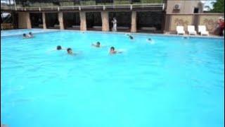 В Шымкенте детей бесплатно учат плавать