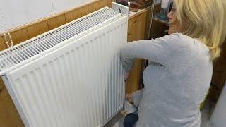 Jan shows how to remove radiator covers to clean the dust out.