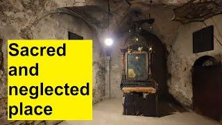 Are there graves from the time of Jesus in the Church of the Holy Sepulchre in Jerusalem, Israel?