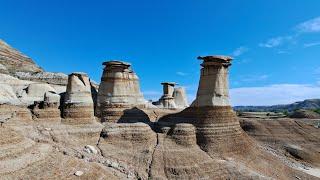 The Magnificent Hoodoos of Drumheller in Alberta, Canada #hoodoo #mushroomrocks #alberta #travel