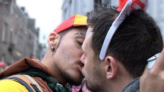 Gay Kiss Challenge - Dutch Edition