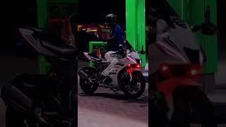 Yamaha R15 v4 Blue | Noyon Ali