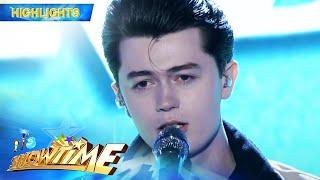 Elliot James Reay performs "I Think They Call This Love" | It's Showtime