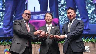 Handover Ceremony at the APEC CEO Summit 2024